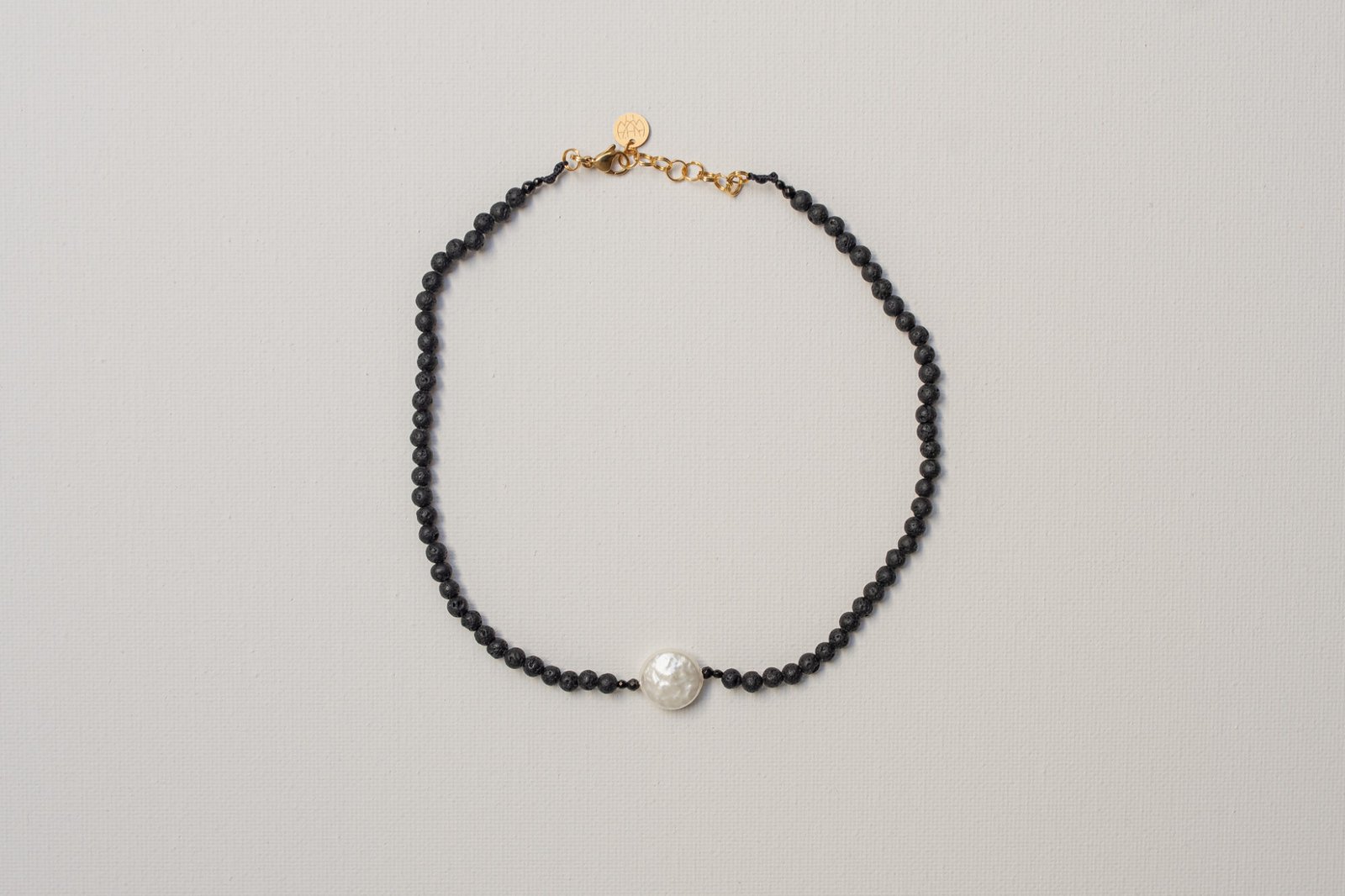 Choker z płaską Perłą i surową Lawą - obrazek 4