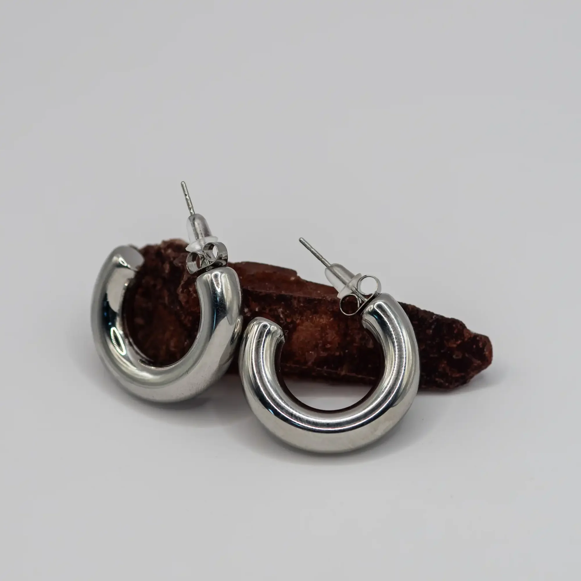 Srebrne kolczyki Hoops - obrazek 3