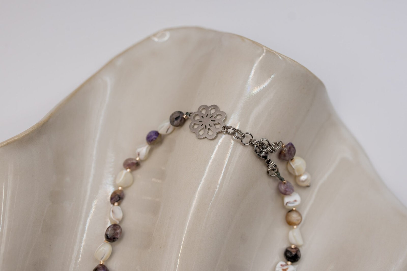 Dwustronny Choker z Czaroitu i Masy Perłowej - obrazek 8