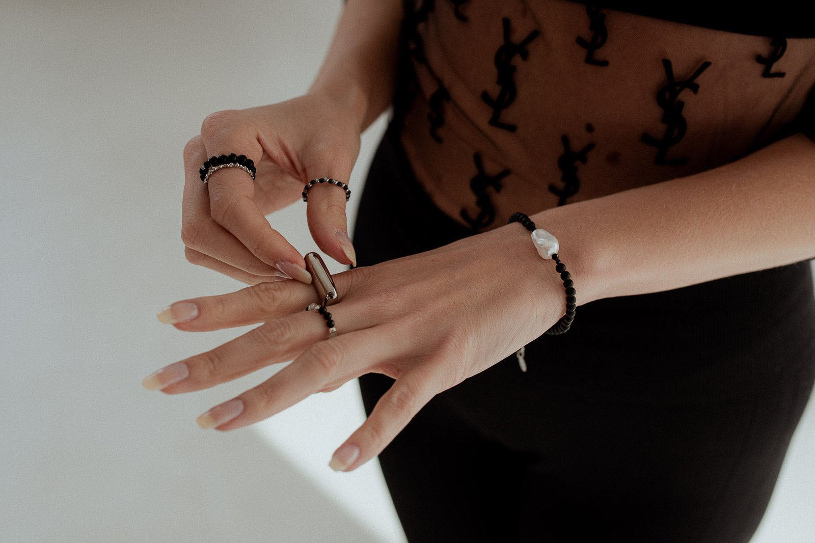 Bransoletka z dużą Perłą Barokową i Lawą - obrazek 6