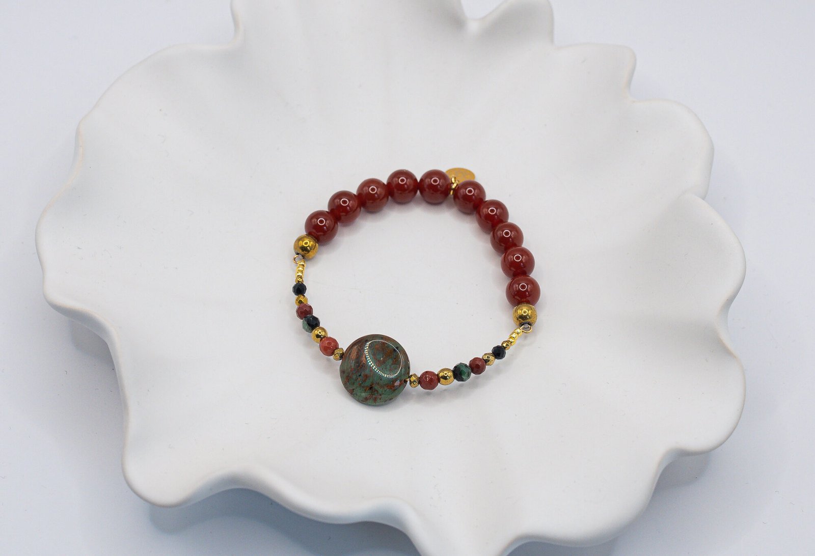 Alternative view of Bransoletka z Jaspisem i Karneolem