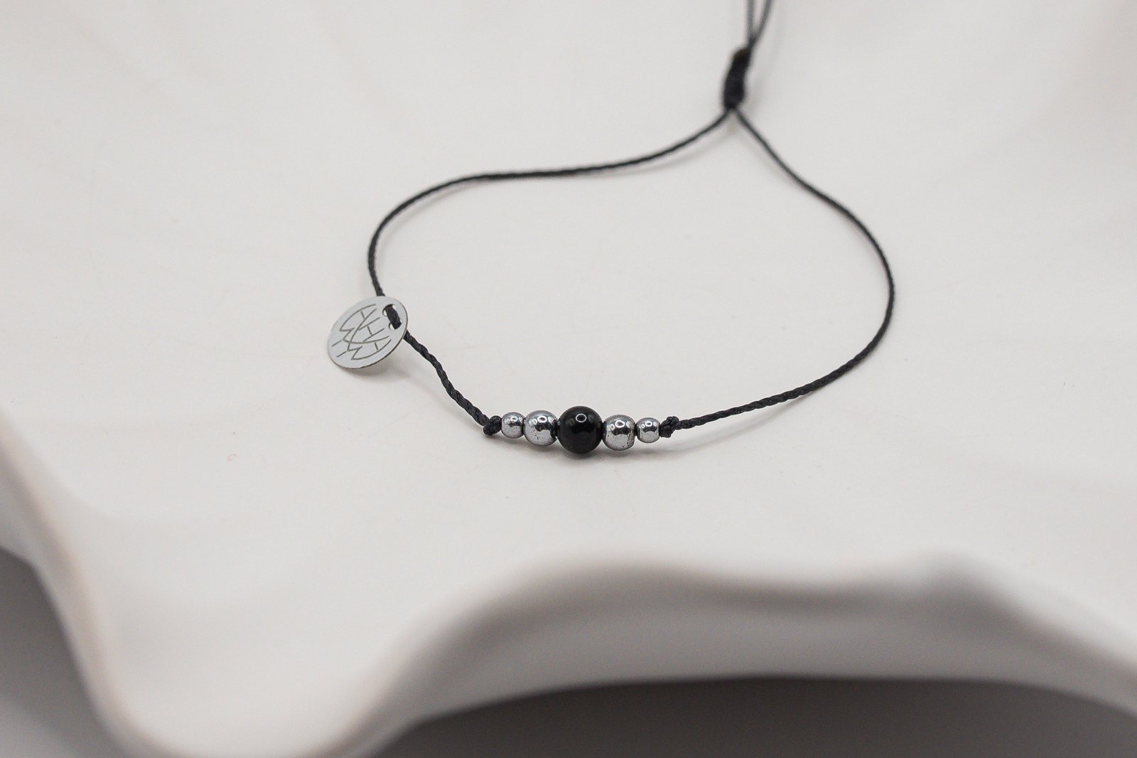 Delikatna Bransoletka z Czarnym Onyksem - obrazek 4