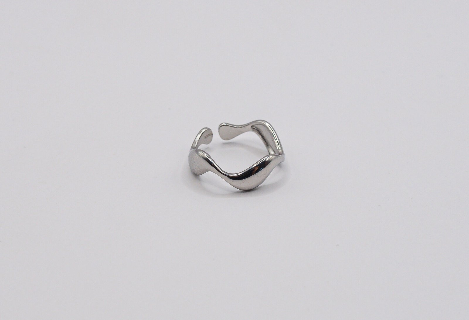 Srebrny pierścionek Storm