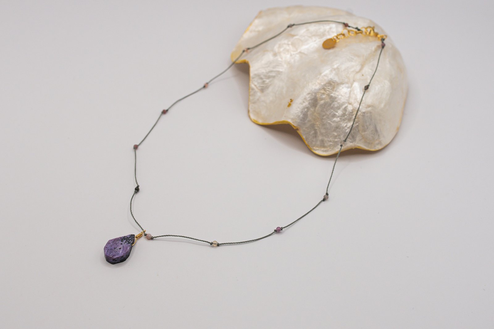 Wisiorek z Czaroitem i Agatami - obrazek 5