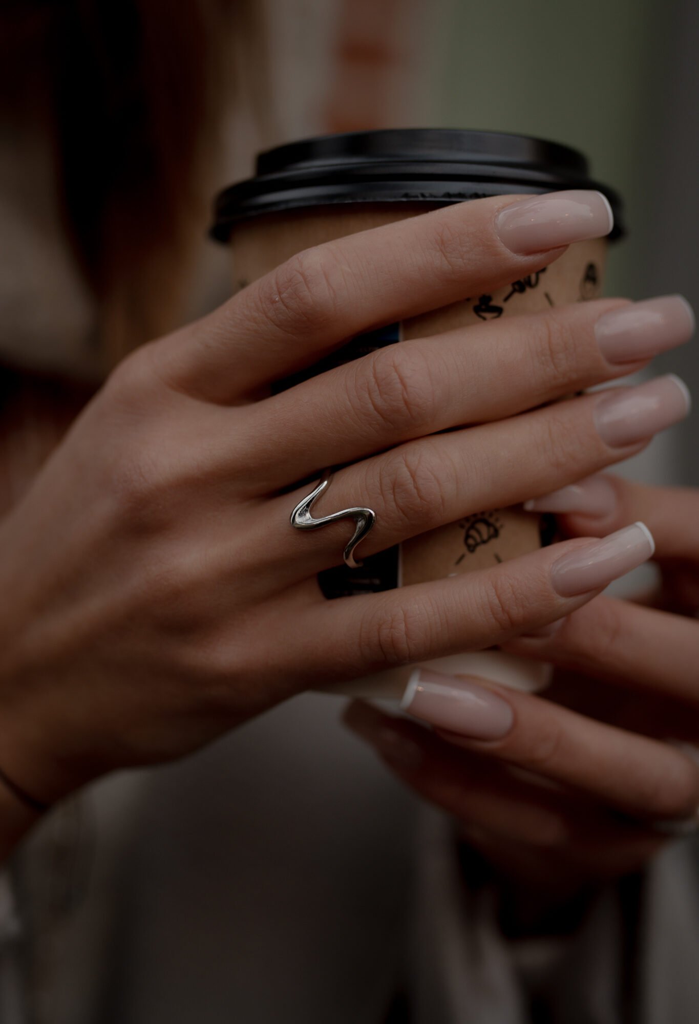 Srebrny pierścionek Beat