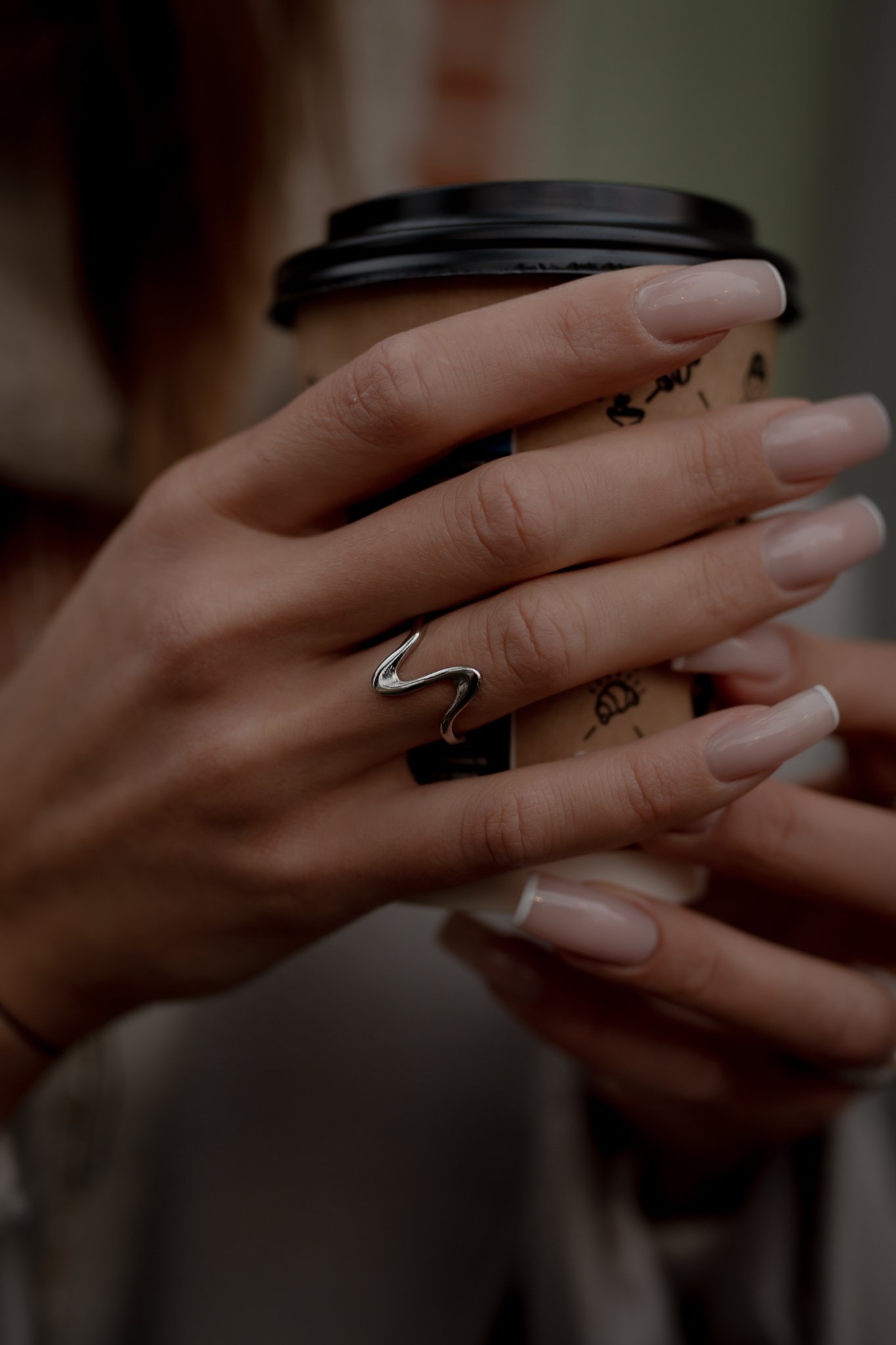 Srebrny pierścionek Beat