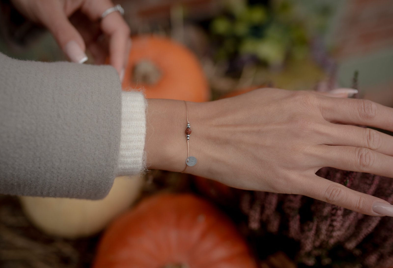 Alternative view of Bransoletka z Jaspisem Czerwonym