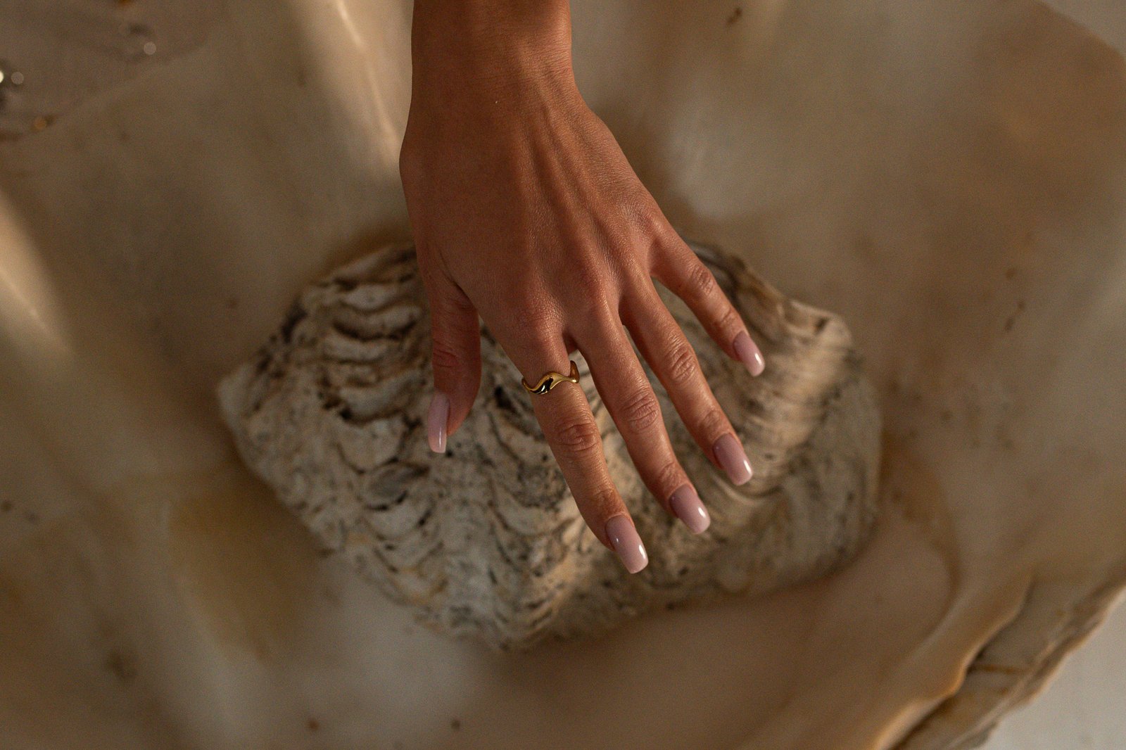 Złoty pierścionek Storm - obrazek 5