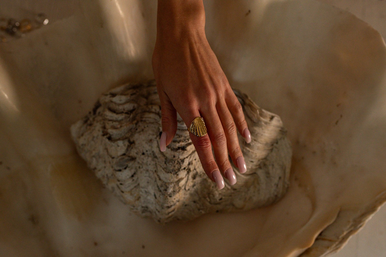 Srebrny pierścionek Ariela - obrazek 4