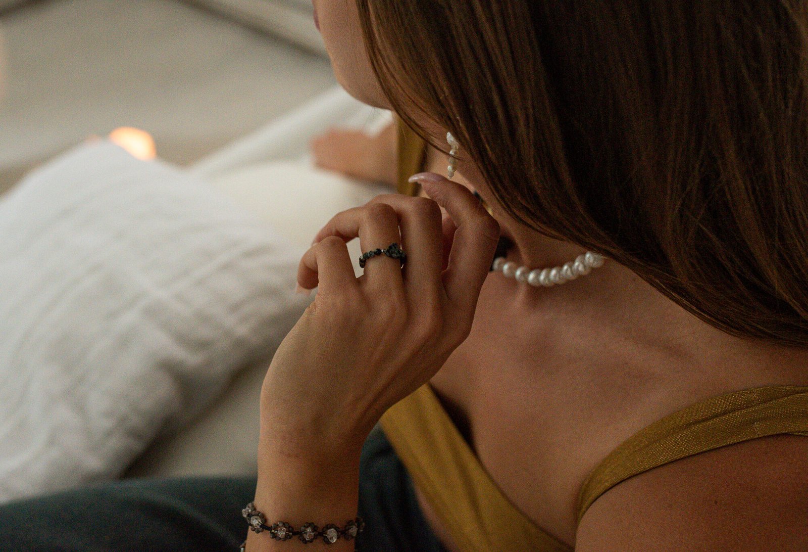 Alternative view of Pierścionek z sercem z Obsydianu Śnieżnego